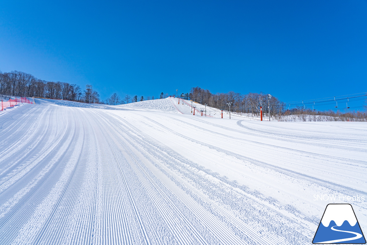 オホーツク・ローカルスキー場巡り。｜晴天粉雪の『佐呂間町営スキー場』から流氷を望む『湧別町五鹿山スキー場』へ！